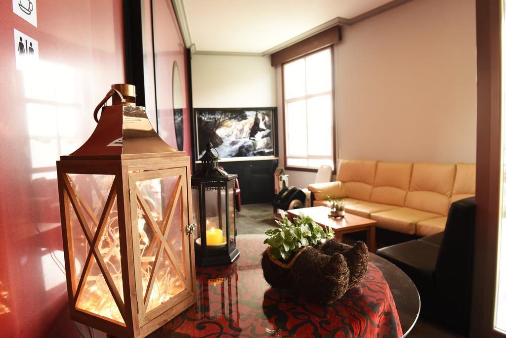 Hotel Carlos 96 ميليدي المظهر الخارجي الصورة